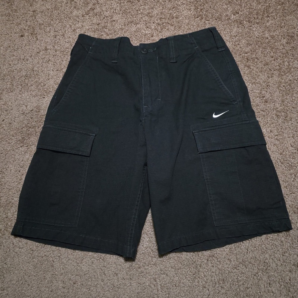 Nike SB Skateboard Cargo Shorts Rip Stop Men's 28 Baggy Skater Street Wear Black